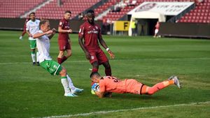 FC U Craiova reacționează: „Am discutat cu Adi Rus! Nu semnăm contracte de dragul de a le semna” | EXCLUSIV