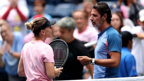 Primele imagini de la cina Simonei Halep cu Patrick Mouratoglou. Cum s-au purtat cei doi despre care în trecut au existat zvonuri că au fost foarte apropiați, dar că s-au certat grav după izbucnirea scandalului de dopaj