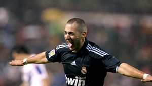 Benzema, dorit de Manchester United! 30 de milioane de euro oferă "Diavolii"