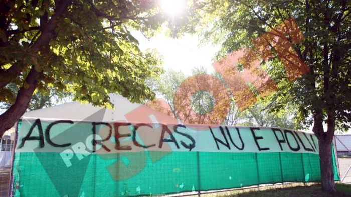 FOTO Se reunesc fără echipă!** Aproape de desființare, jucătorii Politehnicii au fost convocați la stadion