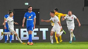 După Dinamo Kiev, încă o echipă de tradiție îl vrea pe Daniel Paraschiv de la Hermannstadt: „O ofertă fabuloasă”