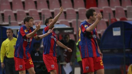 Steliștii iau atitudine: **"Vrem banii!"