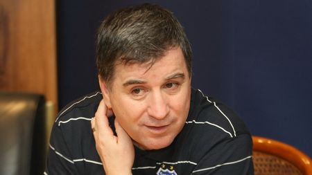 "În mod normal, ar trebui să trecem de Ujpest! **Dar în fotbal există și surprize!"