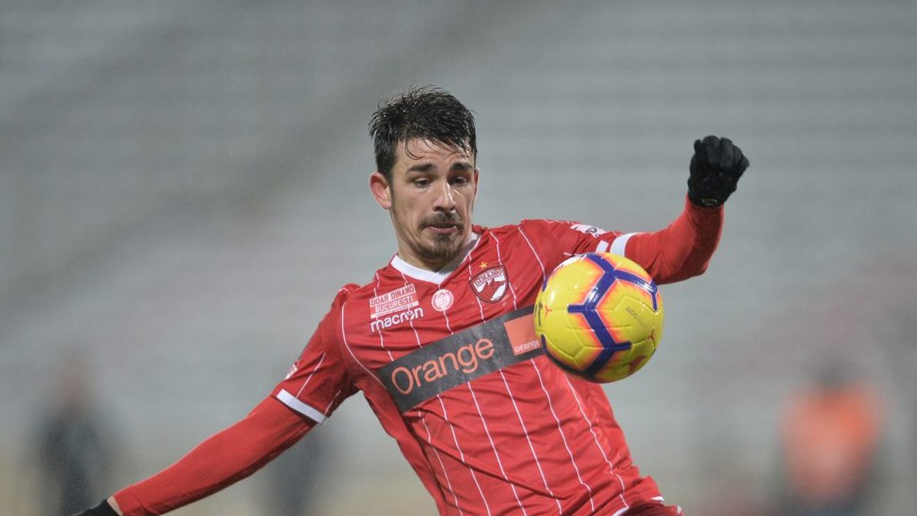 Reacția inedită a antrenorului de la Cracovia după ce a auzit că Sergiu Hanca nu a fost convocat la echipa națională de Cosmin Contra