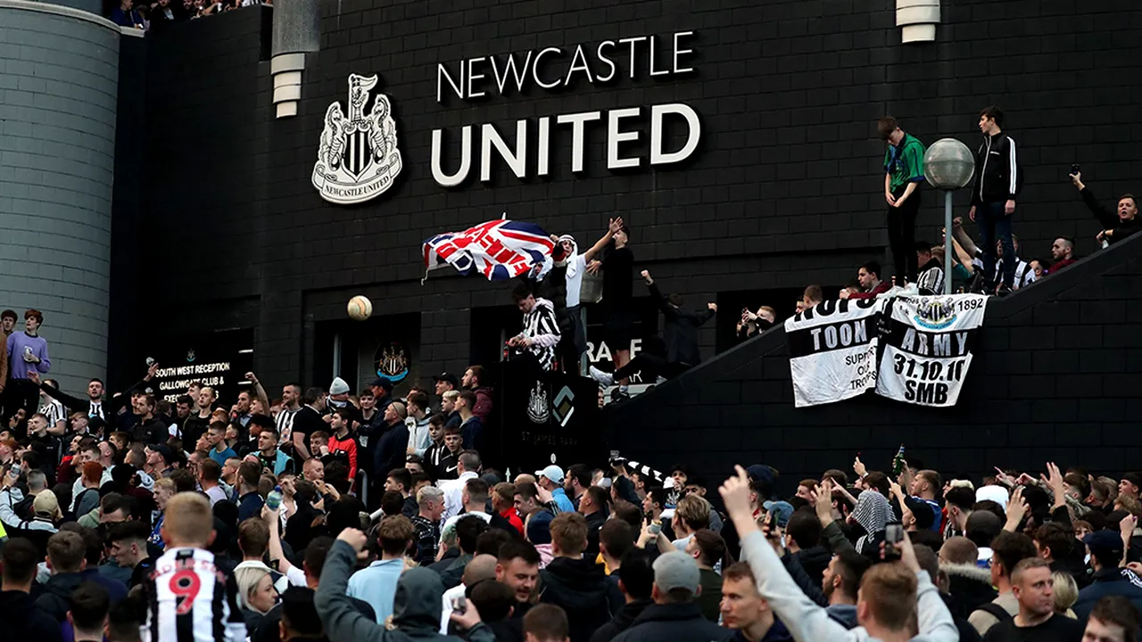 Surpriză enormă pe banca tehnică a miliardarilor de la Newcastle United! Noul antrenor a fost instalat oficial
