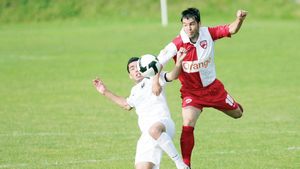 Valsul devine chin! Dinamo, învinsă de "U"!