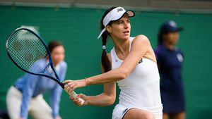 Sorana Cîrstea descrie meciul carierei: „Am cea mai frumoasă amintire!”. Declarațiile jucătoarei românce după meciul cu Victoria Azarenka de la Wimbledon 2021