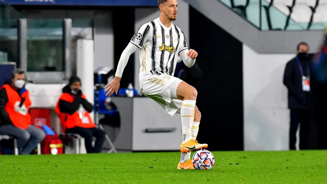 Radu Drăgușin, titular în premieră la Juventus! Românul a început din primul minut duelul cu Genoa și s-a calificat în sferturile Cupei Italiei