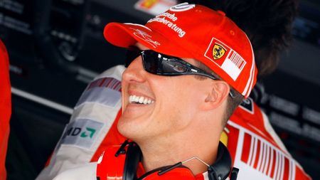 Schumacher continuă la Ferrari