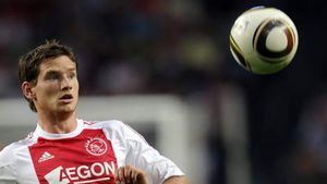 Barcelonei îi vin întăriri pe filiera Ajax!** Frank de Boer: "Trebuie să-l ia pe Vertonghen" 
