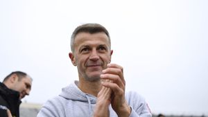 Ovidiu Burcă anunță că Dinamo va avea primă pentru meciul cu Poli Timișoara, decisiv pentru calificarea în play-off: „Performanţa vine la pachet cu recompensa financiară”. Ce spune despre fanii Rapidului, care vin pe „Arcul de Triumf”