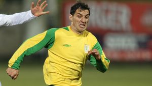 Daouda și Ghindeanu vin la Pandurii