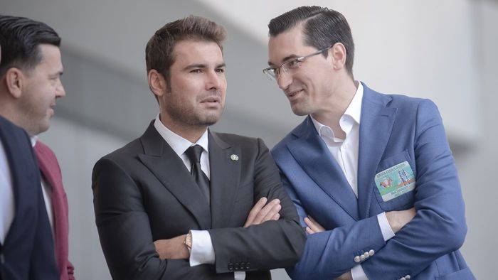 Adrian Mutu, reacție dură la adresa jucătorilor cu probleme de greutate: ”Dacă vii cu 5 kilograme în plus din vacanță, trebuie să te lași!”