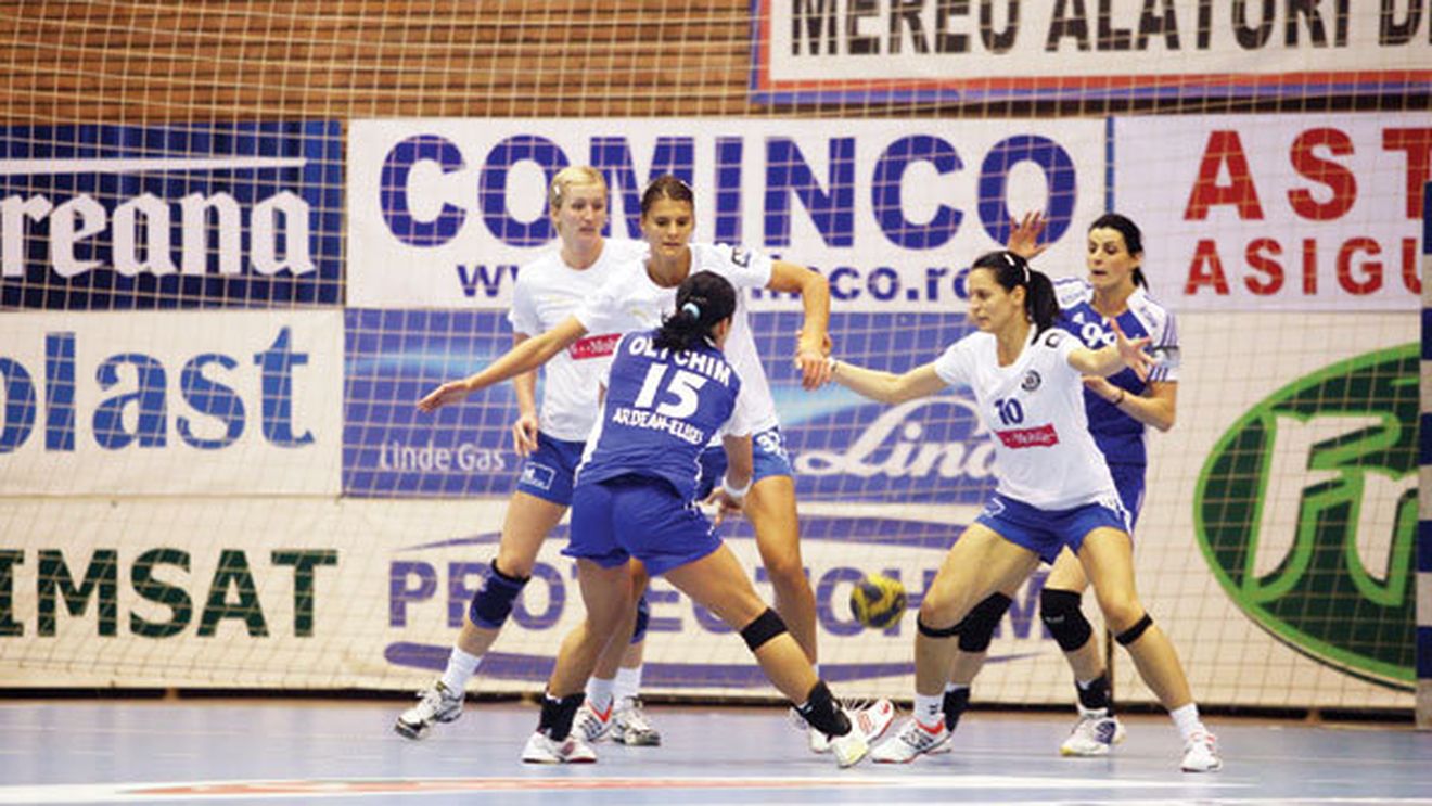 Gavrilescu: "GyÃ¶r nu este o superechipă! Oltchim are cel puțin 50% șanse la finală"