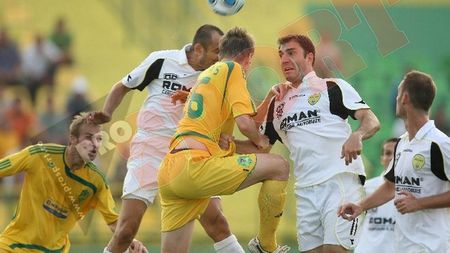 Dulca: "Am luat două goluri de cascadorii râsului"