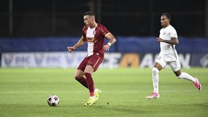 Neașteptat! Gest de fairplay rar al atacantului de la CFR Cluj: ce a spus despre faza în care colegii săi au cerut cartonaș roșu pentru rapidistul Aioani!