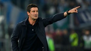 „E pus cu spatele la zid şi se aruncă în el cu pietre”. Cristi Chivu, discurs de mare antrenor în apărarea lui Dennis Man