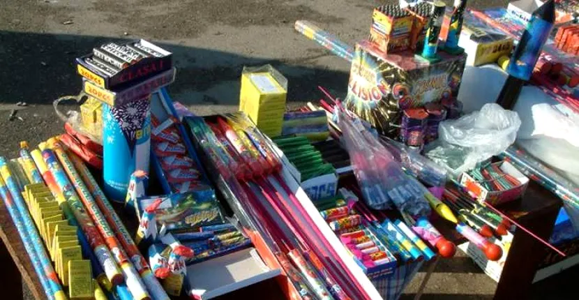 Ce pedeapsă și amendă riști dacă folosești artificii și petarde ilegal de Revelion
