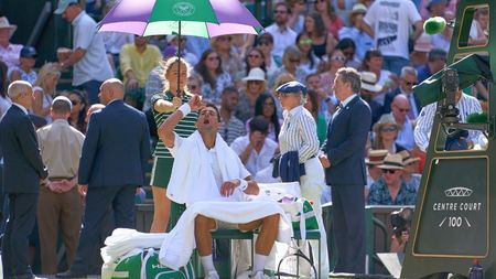 Controversă! Ce prafuri trage pe nas Novak Djokovic în timpul partidelor? Sârbul, misterios în privința „poțiunii magice”: „Nu pot să vă zic despre ce e vorba, dar se va afla curând”