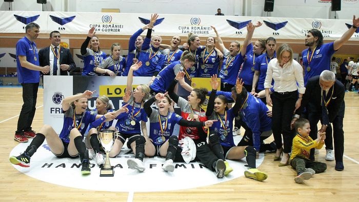Rămâne doar handbalul! CSM București renunță la echipele de seniori la volei și rugby, după ce Primăria i-a tăiat bugetul cu aproape 4 milioane de euro