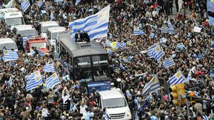 Montevideo-ul, paralizat! FOTO ȘI VIDEO/ "Mândria celestă" a ajuns acasă!