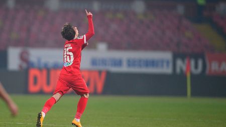 "Câinii" lui Ando au făcut show în ultimul amical din Slovenia! Dinamo - Zeleznicar 11-0. Hat-trick-uri pentru Patrick Petre și Gnohere