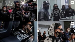 Ronaldinho, eliberat! A ajuns deja în Brazilia | GALERIE FOTO