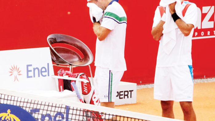 Furtuna!** Meciul Tecău-Lindstedt vs Mergea-Dăescu, întrerupt 2 ore: finaliștii de la Wimbledon s-au calificat în sferturi