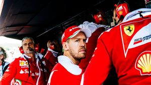 VIDEO | Sebastian Vettel, ieșire nervoasă la adresa rusului Kvyat chiar sub ochii lui Vladimir Putin: "What the fu*k are we doing?"