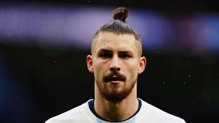 Radu Drăguşin, scos definitiv din schemă de Tottenham. Aduce un înlocuitor de 70.000.000 de euro, din Bundesliga