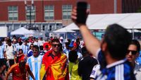 Haos la intrarea în stadion pentru finala Spania – Argentina: „Cozi de kilometri, altercații și dezorganizare!”