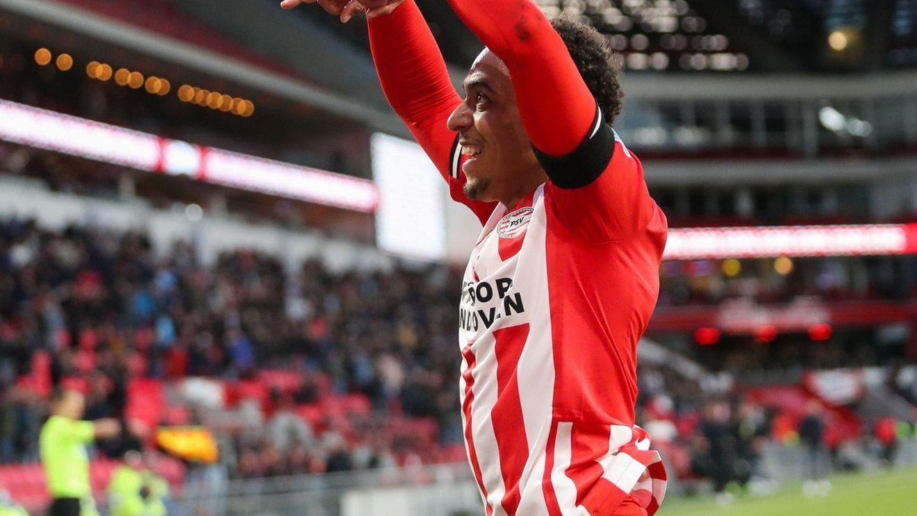 Liverpool conduce „cursa” pentru transferul lui Donyell Malen! Arsenal l-a neglijat, iar acum puștiul ar putea fi cumpărat cu 30 de milioane de euro