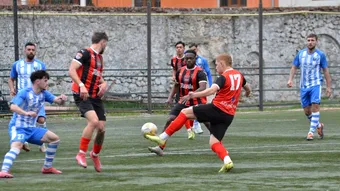 ACSM Reșița, egală cu Vulturii Fărcășești într-un amical disputat în Valea Domanului