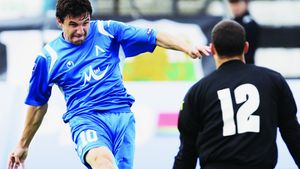 Vezi lista jucătorilor ratați de Steaua** din cauza banilor!