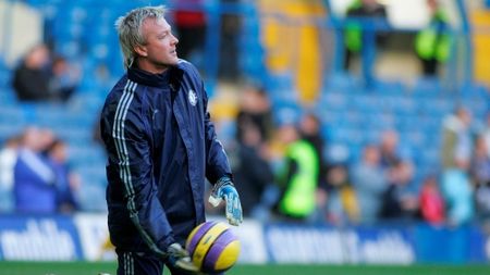 Absolut ȘOCANT!** O româncă l-a adus în pragul sinuciderii: "Am vrut de mai multe ori să-mi iau viața" Drama unui fost star din fotbal ajuns la FALIMENT