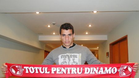 Platini s-a pus la punct cu istoria lui Dinamo: a luat legătura cu Zicu!** Fanii îi prevăd însă o viață dură: "Animalul" a devenit "câine roșu"!