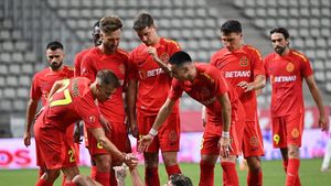 Lovitură grea pentru Gigi Becali și FCSB înainte de meciul cu CFR! Titularul s-a rupt după 37 de minute în partida cu CSKA 1948 Sofia