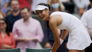 Emma Răducanu, reacție spectaculoasă după ce a eliminat-o pe Sorana Cîrstea la Wimbledon: „Știți ce mi-au zis părinții când am plecat de acasă?"