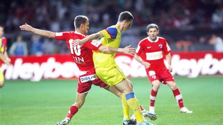 Nu e glumă: Chelsea chiar și-a trimis reprezentanții să-l vadă pe Alexe!** Ce șanse de transfer sunt și cine a venit după Torje