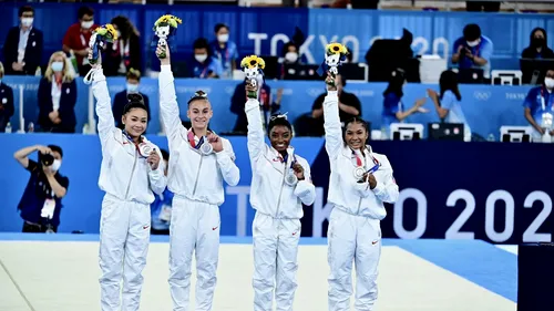 Statele Unite au pierdut titlul olimpic la gimnastică feminină! Rusia a luat tot la echipe