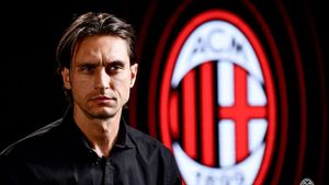 Ciprian Tătărușanu, ridicat în slăvi de un fost jucător al lui AC Milan: „Ne face cinste! Mă bucur enorm pentru el!”