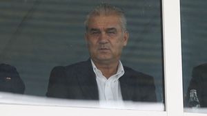 Iordănescu știe cum îi poate motiva pe actualii steliști:** "Să participe la sărbătoarea Stelei '86"