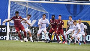 Universitatea Craiova a dat afară trei fotbaliști! Oltenii vor să copieze exemplul CFR-ului