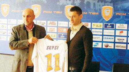 Lui Mitică i-a fost frică:** forțat de decizia TAS, Dragomir a fost de acord cu legitimarea lui Sepsi! Iancu: "Ne-a pedepsit în modul cel mai josnic"