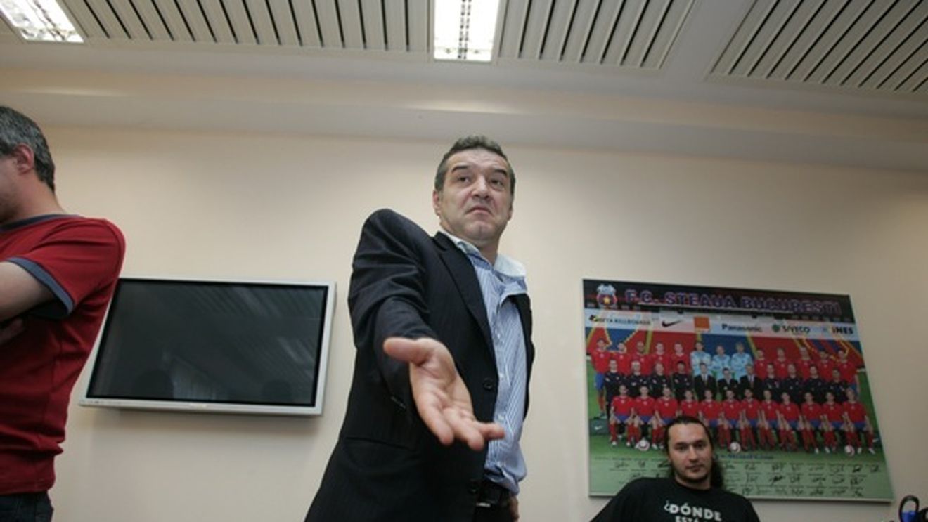 Becali vrea să scape de 10 jucători! Liber la memorii!