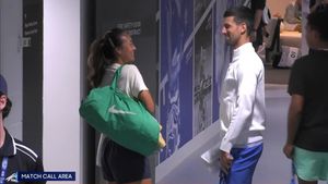 Moment surprinzător cu Novak Djokovic și cea mai bună jucătoare a Chinei, în vestiar la Australian Open! Fanii au rămas mască: „Iată dovada". VIDEO