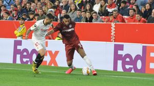 Reacția spaniolilor după Sevilla - CFR Cluj. „VAR-ul i-a salvat!”/ „Calificare fără strălucire!”