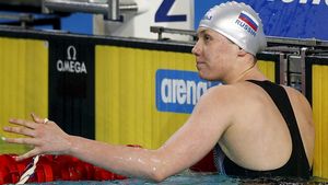 Anastasia Zueva a stabilit un record mondial în proba de 50 metri spate!