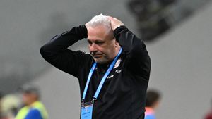 Decizia radicală pe care a luat-o Marius Şumudică, imediat după ce a reziliat cu Rapid