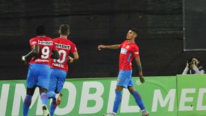 EXCLUSIV | Perlele lui Becali, puse la zid de oficialii FCSB: "Pe Pintilii și Teixeira nu i-am auzit să se plângă"